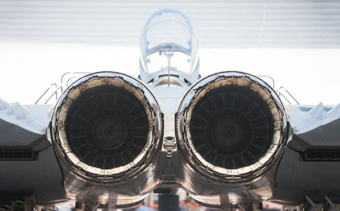 殼牌390渦輪機油能為APU啟動提供可靠性嗎？
